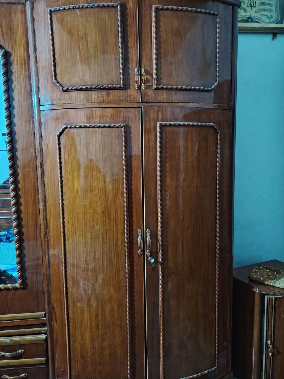غرفه نوم كاملة • ٦ أبواب • بغداد التراث