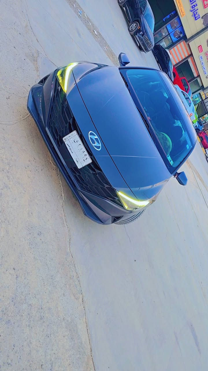 السلام عليكم للبيع النترا بغداد بأسمي ماشية ٣٥ الف بدون ارباك حسب الصورة الباب مبدل نفس الون المواصفات  رادار امامي وتحديد مسار سايد بريك بصمة تشغيل عن بعد العنوان ديالى خان بني سعد رقم الهاتف *********** السعر ١٥٥ وبيهة مجال
