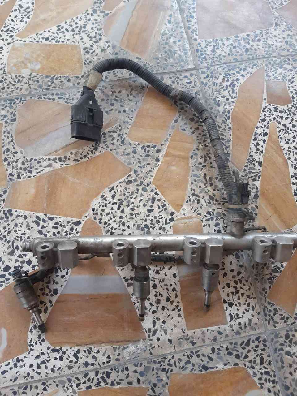 نوزلات ومسطرة وظفيرة اكسنت امريكي ٢٠١٧ للبيع بيها نقص نوزل وكف عندي واحد وبدلتة سعر ب٦٠ الف 
عنبار رئيسي اكسنت ٢٠١٧ امريكي ب٣٠ الف
بغداد الشعب للاتصال ***********
