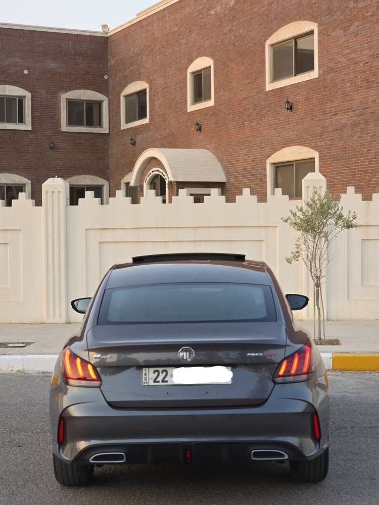 MG GT 2022
فول مواصفات 
محرك 1.5 توربو 🚀🚀
ضمان شركة كل صيانتها بموعدها بلشركة
اكثر لون مميز بشركة MG 
مواصفات 
بصمة. سلايد . كير كهربائي . كيج الكتروني . شفتات ستيرن . لايت زينون بلادي . كشن جلد لونين . تبريد خلفي . هانربديك بصمة . اوتو هولد .كار بلي + اندرويد اوتو . ويلكب رياضي 
بدون صبغ ✔️
شرط تحويل وغرامات 
مكانها اربيل 
السعر 114 
*********** أربيل, العراق
