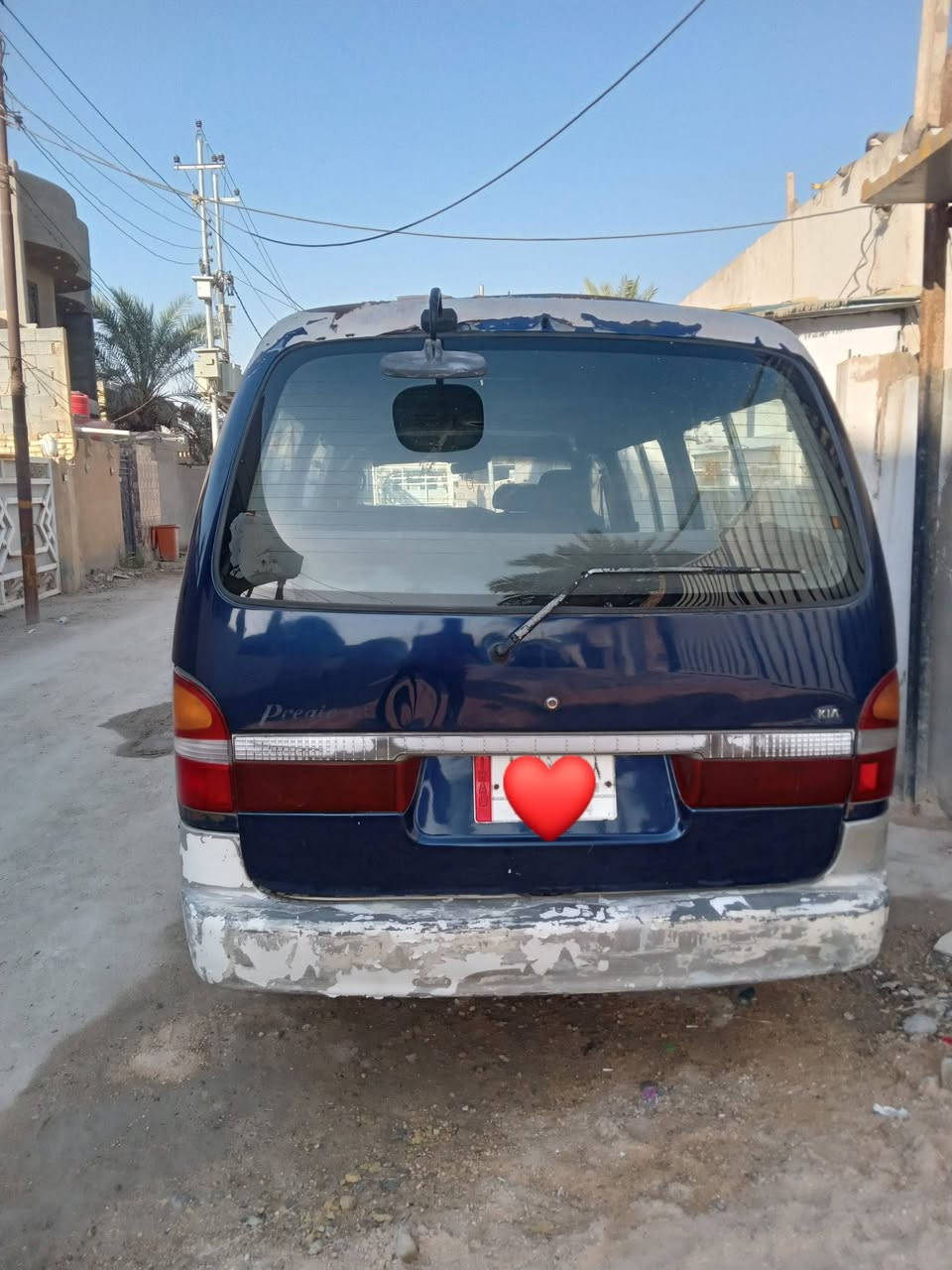 السلام عليكم بريجو للبيع موديل ٩٦ بابل السياره مثل مابلصوره لاتعديلات ولا توضيح كشرها بلادي فإن شغال كير خير من الله مكينه بيها خيط بسيط مال بخار كل شهر تنقص اقل نص لتر طبيعي باتري جديد صارله سبوع الكوري المربع ابو الضمان تايرات جدد السياره ريدها ٣٥ مكانها حله ***********
