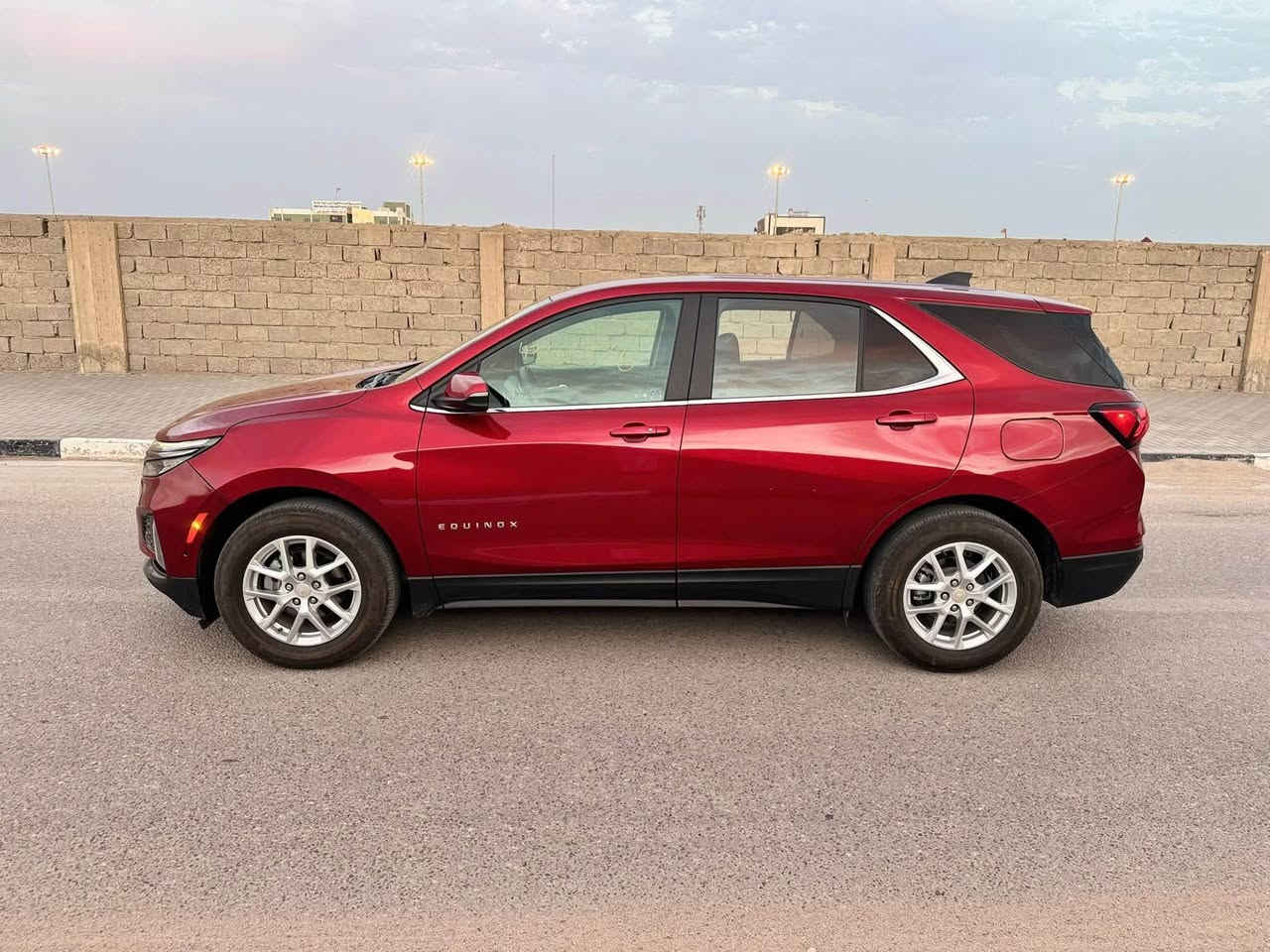 🚘 Chevrolet Equinox LT 2024
رقم اتصال: ***********
• محرك 1.5L Turbo اقتصادي وعزم ممتاز  
• ناقل حركة أوتوماتيك سلس  
• دفع أمامي FWD  
• شاشة كبيرة متعددة الاستخدامات  
• نظام Apple CarPlay & Android Auto  
• كاميرا خلفية + 4 كامرات 360 درجة  
• تشغيل بصمة وستارت ريموت  
• تحكم بالمقود + نظام كروز  
• حساسات أمامية وخلفية  
• مكيف ثلج  
• إنارة LED حديثة  
• ويل رياضية أصلية  
• داخلية مرتبة ونظيفة جداً  
• ممشى: 20,000 ميل فقط  
• مرقم شهداء كامل  
• دخول جديد وجاهزة للاستخدام مباشرة  

💰 السعر: 16,800$  

🔖 رقم الشاصي:  
3GNAXKEG6RS124787
