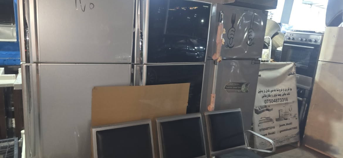 كرين فروتن كلوبليت لناف مالي محل جاسم جراني معروف ملتاي سري دف قاعد جوان بنزيخنا كارزان***********

نص مكتوب في الصور:
- چراني
- قبل ٣١ دقيقة