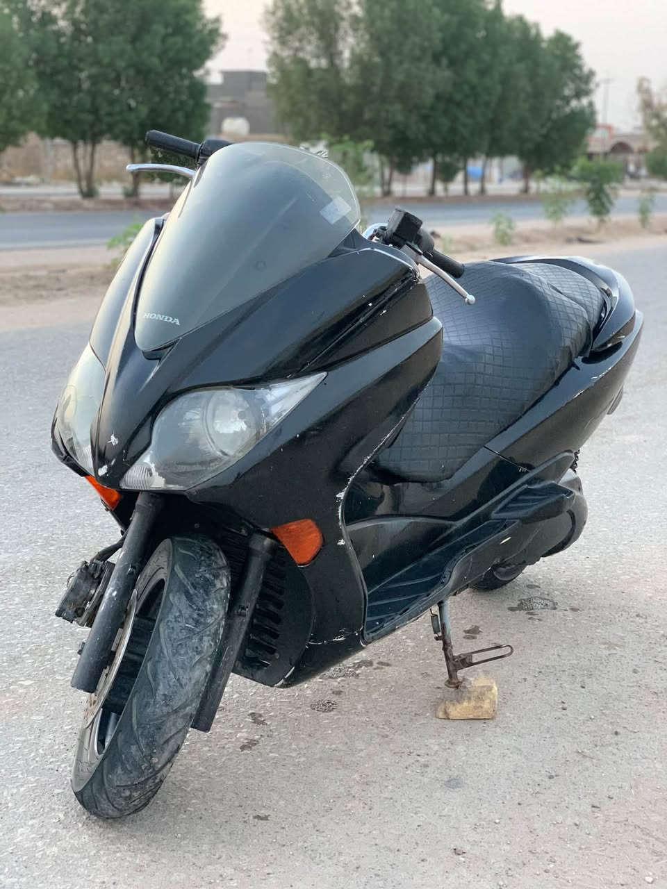 السلام عليكم فورزه 0.10. عميه.لا تنقيص ولا تبخير دراجه گدام عينك عايزه ترتيب.كهربائيات كله شغال.منفيس موجود.مكان بابل القاسم. السعر ٥٥٠ وبيها مجال ***********
