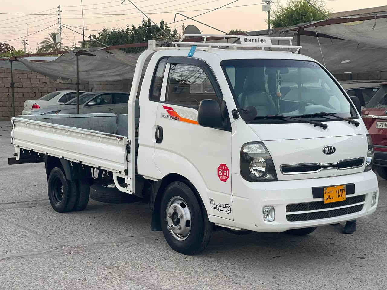 دووتەنی بڕاوە ٣٠٠٠ئینجکتەر سەیارەکە چوار دوگمەیە جلدە ئاوێنە هیتەرە تەرحە  سەیارەکە  شوێن بڕاوەکانی چاک کراوە کامل مەسرەفە ناوبۆدی تێ گیراوە  ڕۆنی گێڕ و مەکینە و سیوەیلی ئەکسلی گۆڕاوە گێڕ و مەکینە کارەبای و دارووبەردی بەشەرت 66$شوێن دەربەندیخان ***********ئەدمین ❤️
