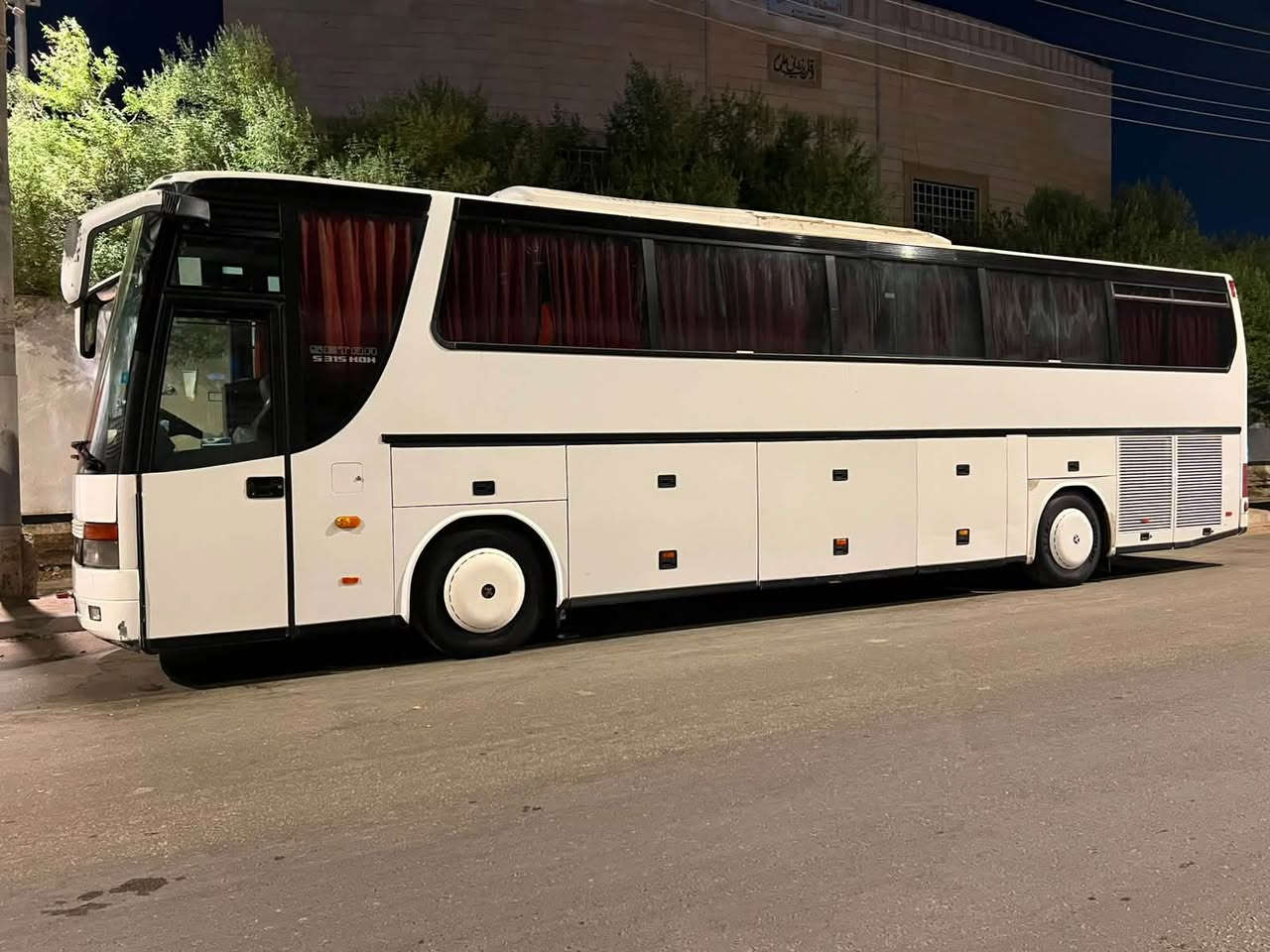 السلام عليكم ستره الفينيه تحويل ثاني يوم سياره جاهزه تخم تاير محرك كفاله تبريد ثلج  للستفسار ***********
