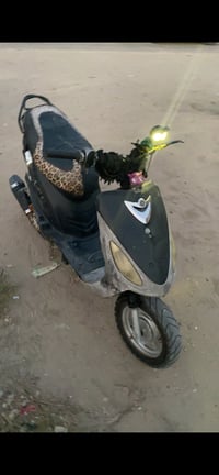 ماكس منغولي حربيه نظيفه  السلف وهندر شغال صالنه رياضيه مكينه ما مفتوحه...