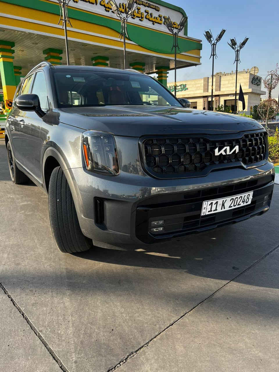 السلام عليكم كيا تيلورايد 2024 Sx Xline وارد امريكي
ملاحظة مرقم بغداد شهداء اسويلك وكاله 
Kia Telluride SX XLINE 2024 3.8L

المسافه المقطوعه : 30 الف كيلو  
          حجم المكينه : 3800    V6
           حالة الايرباك :سليم 
                      الضرر : قبق جنطه مستبدل 
   
#الموصفات 
1. شاشه 
2. كامرا
3.لايتات لد
4. بصمه 
5. كشنات جلد مشمشي
6. هندبريك بصمه 
7. رادار تحديد مسار
8. رادارات 360
9.فور ويل 
10. اوتو ستوب
11. حساسات خلفي امامي
12.اوتو هولد 
13. اشاير بالمري 
14.بكلايت لد
15. نظام ايكو + نظام تزحلق
16. فتحتين
17. هيترات بالكشنات حار بارد
18.كامرات 360
19.كامرا بالمرايا
20.بردات خلفيه
21.سبعه راكب
22.كشن السايق ميمري
23.كشنات خلفيه كهرباء
24.داتا شو
25.سقف كنتارا
26.ويل كب بلاك
27.كشافات 
فول مواصفات 1/1 
  ***********
