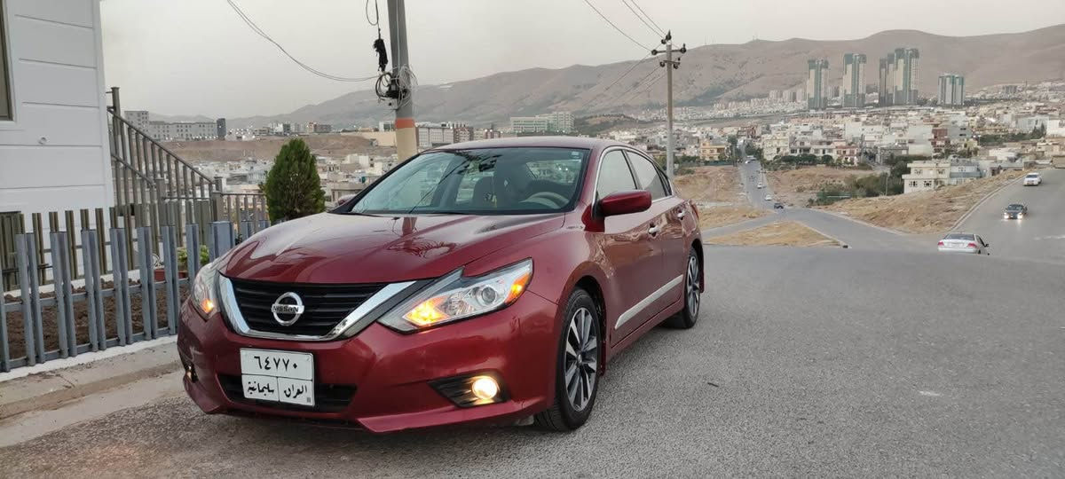 Nissan altima 2017 SV 

ناو زه رد 
رادار 
دوسه التيما
كاميرا 
يه ك ده سته له شەحنەوە
٦٠ هەزار رۆشتوە 
هەمو شتێکی نوێیە 
پشتو پێشی کەپسە 
بەشەرت
دوو پارچە و دوو پلە بۆیاخی هەیە

مەجالێکی کەمی تێدایە

96$

*********** السليمانية, العراق

نص مكتوب في الصور:
- SV
