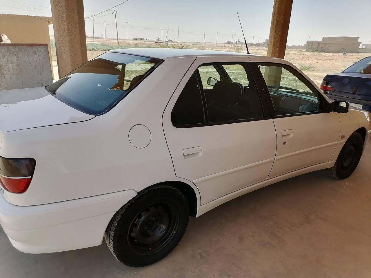 السلام عليكم بيجو فرنسي2002 رقم بغداد  انكليزي باسمي سياره جاهزه من كلشي تبريد تدفئه كير مكينه مكفولات كير عادي السياره
السعر 60 وبيه مجال 
 مكاني صلاح الدين تكريت العلم الخالص رقمي *********** اتصل وادلل
