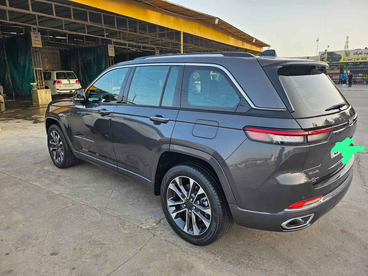 جيب ٢٣ خليجي اوفرلاند كامل المواصفات رقم سليمانية بيهة ملاحظة يم علامة 4x4 موضحة بصور السونار ، السعر ٤٠٠٠٠$ وبيهة مجال
للتواصل على الخاص او الرقم *********** 
@
