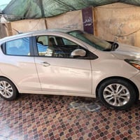 سبارك ٢١ وارد السياره نظيفه جدآ استخدام طالب بس ايام الدوام يىوح ويرجع...