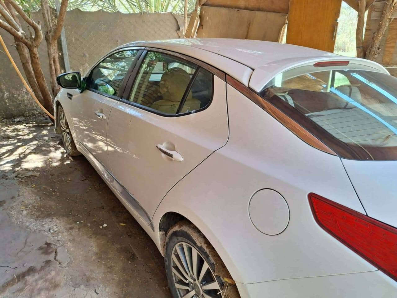 سلام عليكم كيا اوبتيما ٢٠١٣ اربيل تحويل ثاني يوم حادثها جاملق امامي الجهه اليمنى بارد بس بدون دواخل سياره مال جناي كلش حلوه السعر ١٢٤ بيها مجال بسيط للشرائح فقط رقم ***********
