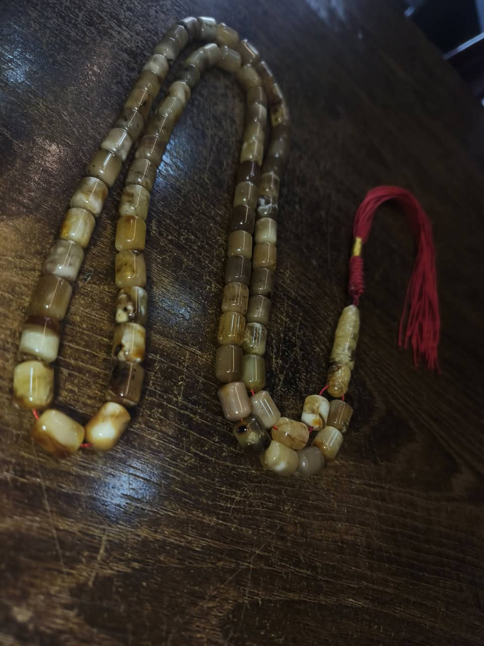 كهرب بولوني حر طبيعي كصه كويتي ماخذه لون ماشاء الله 41 غرام غرامها على 5 الف تواصل 
*********** مكاني بغداد تريدها توصيل او تريد تجي تاخذها

