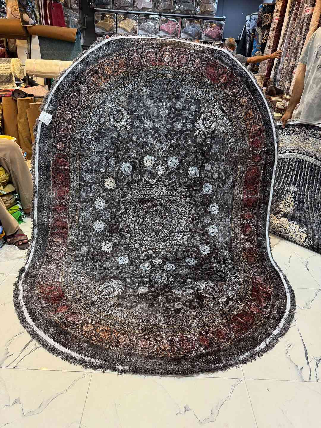 برلنت التركي الاصلي

الظهر جلد اصلي

قياس بيضوي 150-230

السعر 28,000 الف
