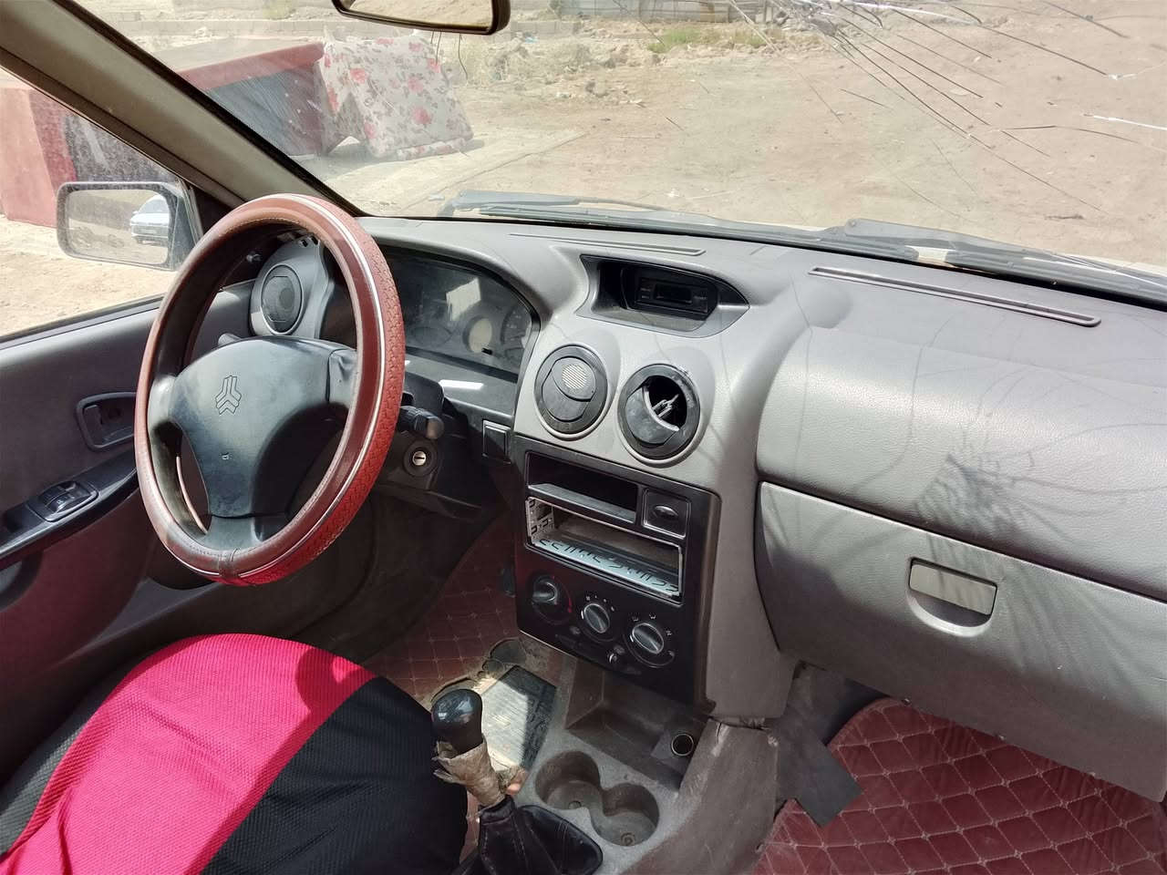 سايبه موديل 12 ب21 وبيه مجال عنوان بغداد بياع ***********
