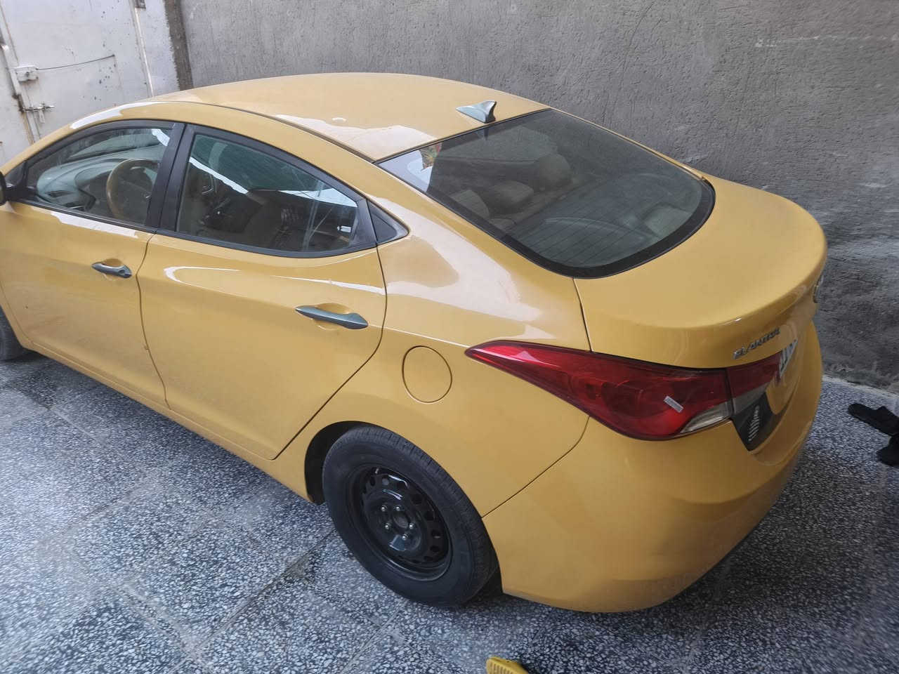 انتره موديل 13 كفاله كير أو محرك عده ضربه بل جاملغ السعر 95بيهه مجال سكن بغداد المدينه رقم ***********
