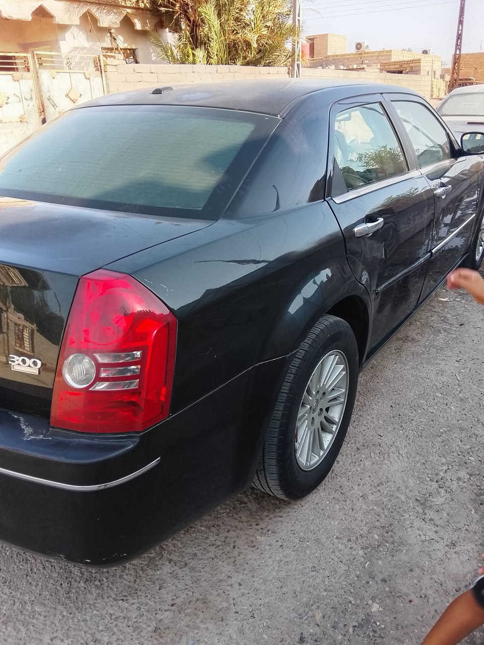 سلام عليكم من رخصت مدير الكروب اوبامه 10اصل مكينه كير شرط جدد حداده سياره كفاله عامه الك سونار وين ميعجبك رقم اربيل بيع فقط سعر 115وبيها مجال مكان ميسان ***********
