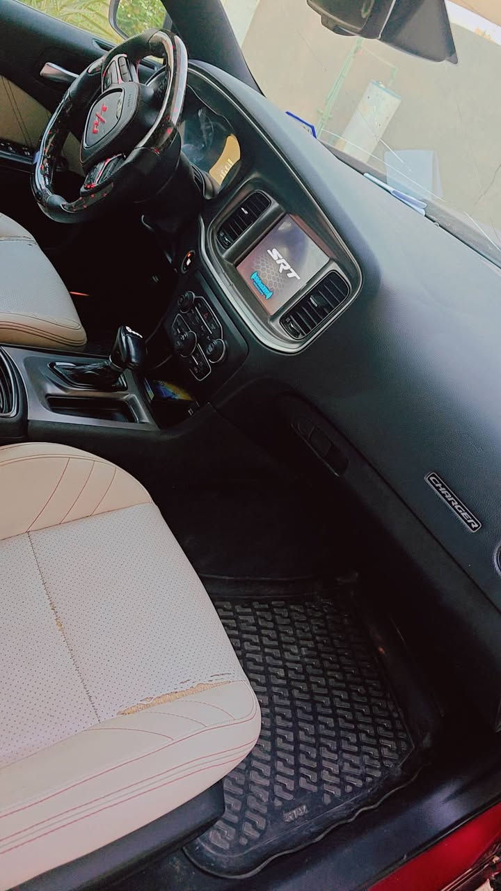 🔥 للبيع جارجر RT موديل 2020🔥 رقم بغداد 
🚘 
🔥 مكينة 5.7. HEMI.       V8
📍
فول مواصفات ماعدا الفتحة
🔥 العيّنة محدثة، من تشغل السيارة تطلع علامة SRT

🔧 حدادية 💯

📋 

📍 المكان:  الديوانية 
***********
