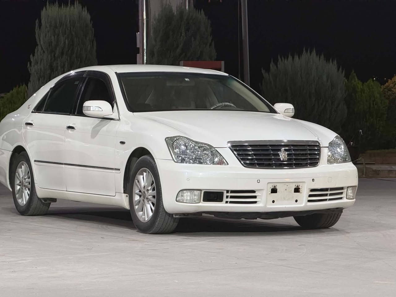سەرەتا بەناوی خوایگەورە 
توێتا کراون مۆدێل 2005 گێڕ و مەکینە گەورە 182 
سەیارەکە فول فولە بەس سڵات نییە ، سێ دووگمە سێ پەردە حاسەی پێش و دوا
ڕاداری پێشۆ ئاوێنە ئیشارەت 
جلد و هیتەر سەلاجە 
 بەشەرتی ئەوەی قەترە دووکەڵی نەبێنت سەیارەکەمان قەترە بۆیاخی نییە بەشەرتی 1000 سۆنەر گێڕ و مەکینە بەشەرتی 1000 فیتەر 
بۆ زانینی نرخ پەیوندی بکە بەم ژمارە تەلەفونانەی خوارەوە : 👇
***********
*********** 
                                                           admin❤
