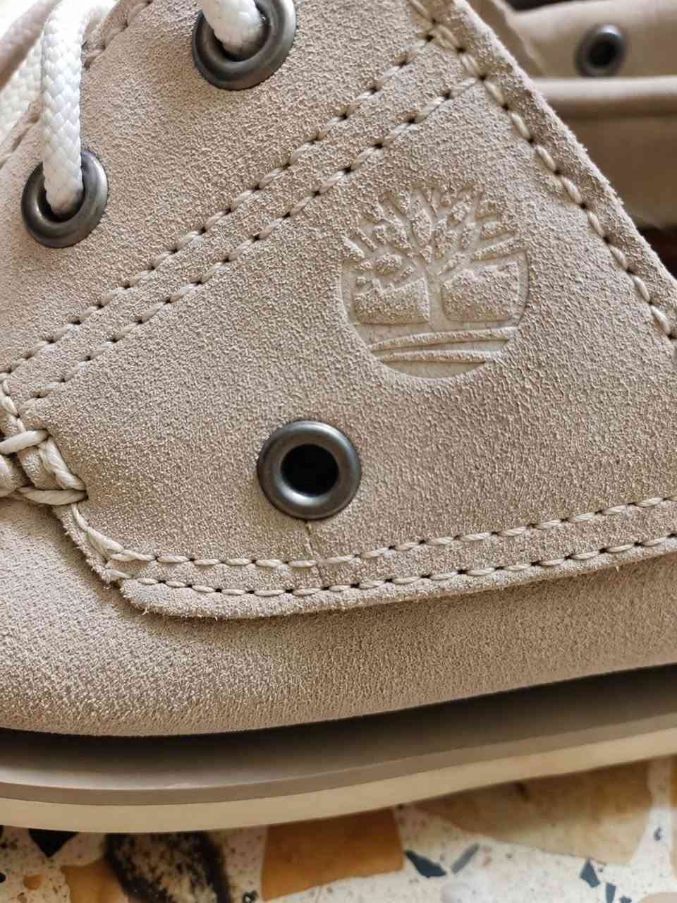 👞 حذاء Timberland رجالي أصلي/ستايل كلاسيك
• الماركة: Timberland – تيمبرلاند
• اللون: بيج / رملي 🤎
• النوع: Boat Shoes – حذاء بحري كلاسيكي
• التصميم: رباط أمامي مع فتحات معدنية
• الخامة: جلد شمواه (Suede)
• النعل: مطاطي ومتين
• مريح ومناسب للطلعات واللبس الكاجوال
• تصميم أنيق وسهل التنسيق مع الجينز والبنطلونات الكاجوال

📏 المقاس: ___44.        نضافه ٩٩٪
💰 السعر: ___40الف 
🚙 التوصيل ــــ مجاني 
📍 الموقع: ___اونلاين

للطلب والاستفسار راسلني خاص 📩***********
