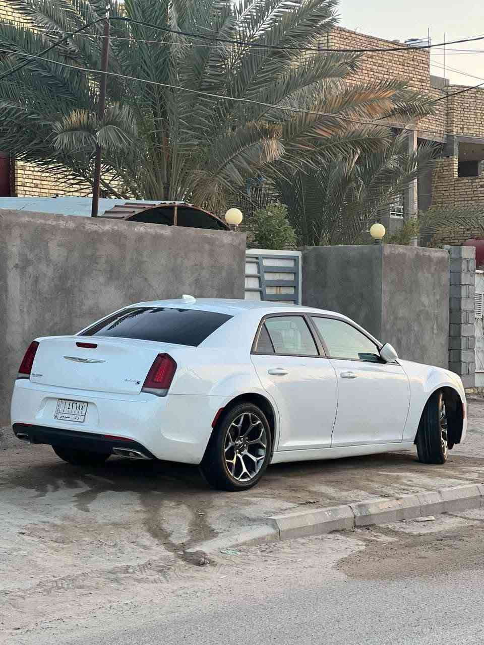 كرايسلر 300 S • معلاية ٢٠٢٢ • حادث قدام