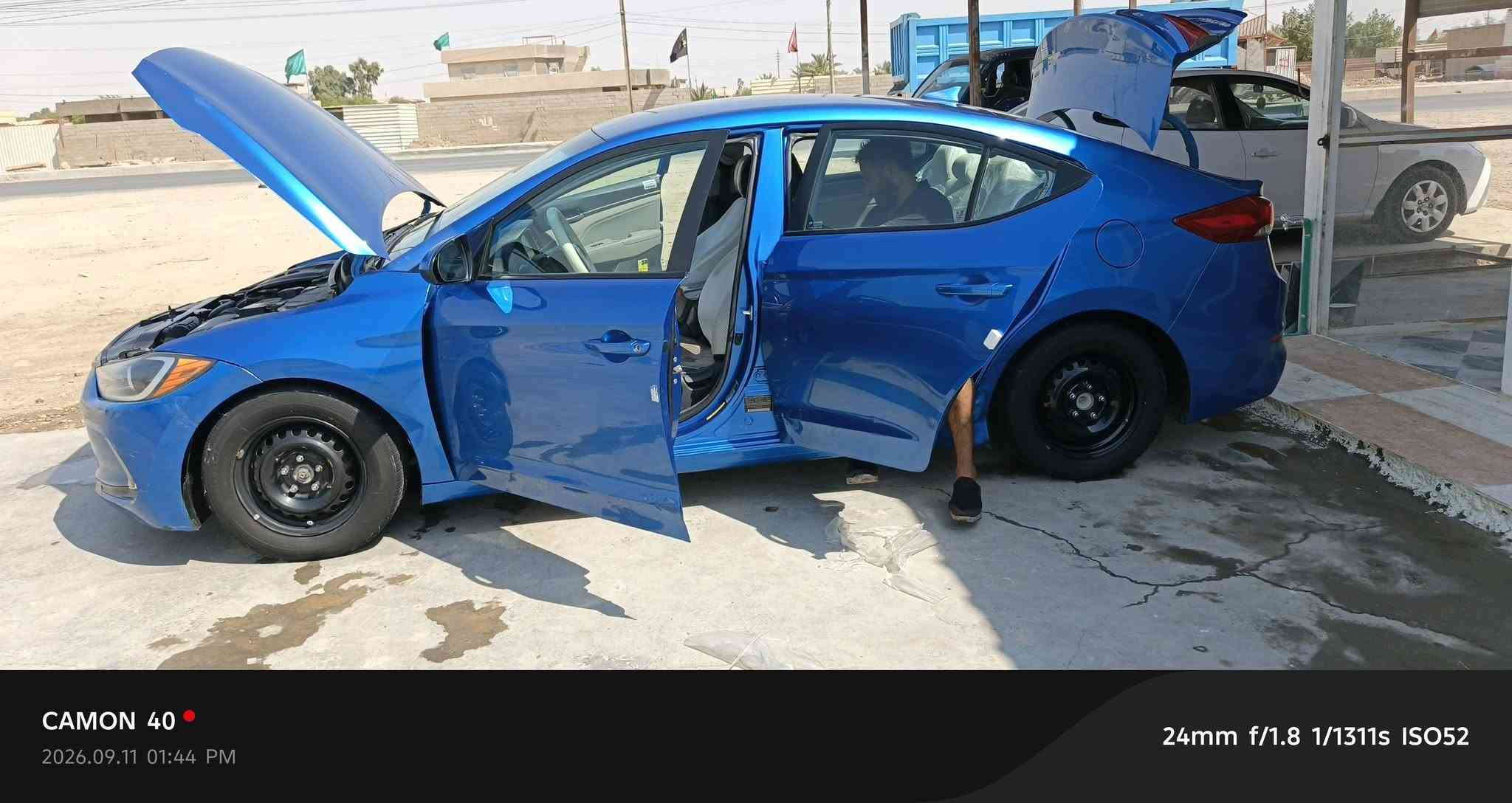 بعد التوكل على الله
للبيع او للمراوس بسياره سني هندي٢٠ ٢٠ لحد ٢٢٥
النتره وارد امريكي
لون بحري مةاصفات كامره دوارهتحكم حساسات  نقطه عياء.
مكينه كير كفاله
تبريد ثلج سياره حداديه جدده
مشي ٩٠ الف
مكينه ٢٠٠٠ دوش
لا يرباك ولا صبغ ولا معجون ولا تبديل
براغي البنيد يطبع مفتوح يعي معير  والضضر كدامك
سونار
وصور اريكه
واقره المنشور يلله تتصل 
والشراي يشلع عيوني
واذا ماعجبتك الله يرزقك باباحسن منه
مكان السياره بغداد الرصافه
***********

نص مكتوب في الصور:
- 6 / 10 1:1 bid.cars/en/lot/0-2645 BidCars 41829mi
- 8 / 10 bid.cars/en/lot/0-2645
- 5 / 10 bid.cars/en/lot/0-2645 BidCars
- 3 / 10 bid.cars/en/lot/0-2645 BidCars
- 7 / 10
- bid.cars/en/lot/0-2645
- 41829mi
- BidCars
- 2 / 10 bid.cars/en/lot/0-2645 BidCars
- CAMON 40
- 2026.09.11 01:44 PM
- 24mm f/1.8 1/1311s ISO52
- 24mm f/1.8 1/100s ISO79