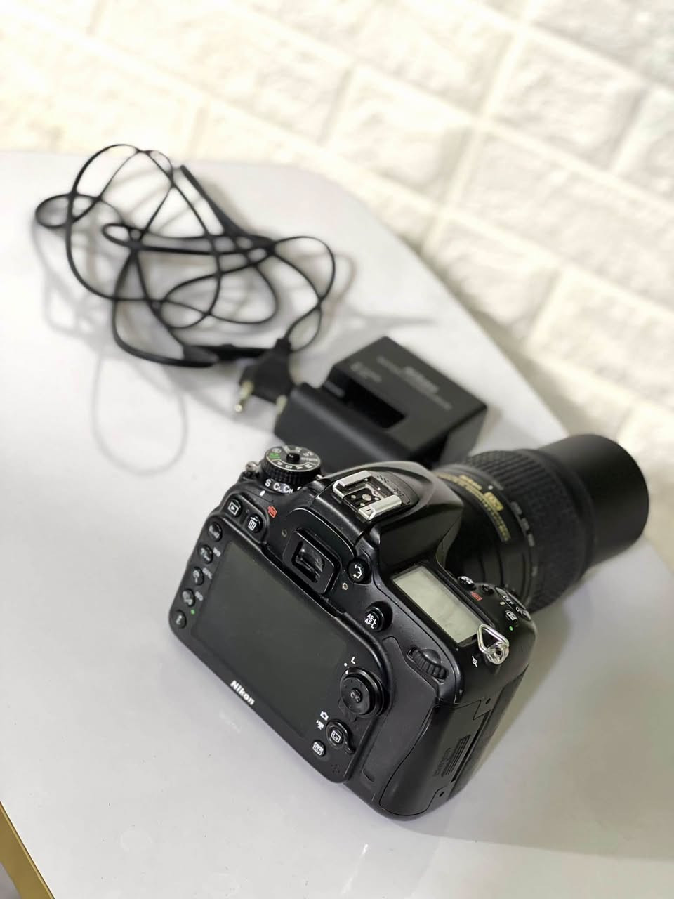 كاميرا Nikon D7100 • عدسة 55-300 VR • شاتر ١١٧٩١٢