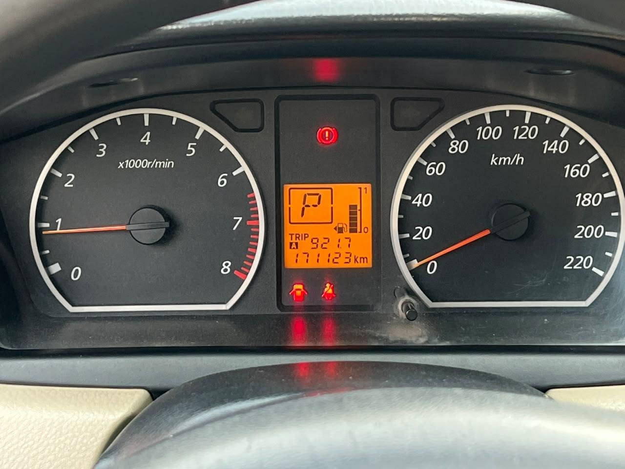 لانسر • ٢٠١١ • ماشيه ١٧١