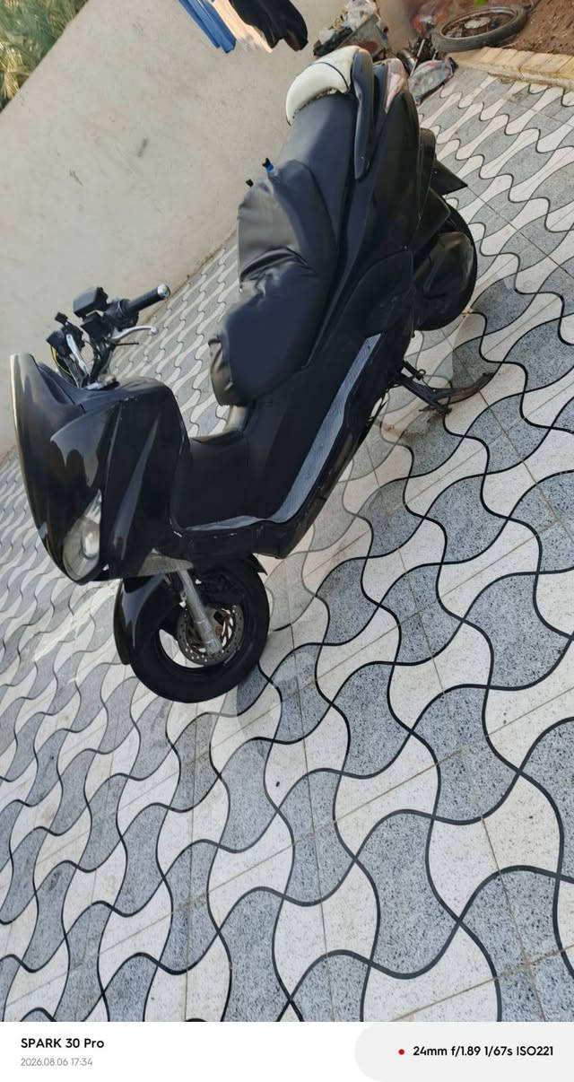 سلام عليكم فورزه 0.9 دراجه كرستال دراجه نضيفه فول مواصفات 
مفتوحه ولفات 
دراجه مسجل تدفه منضومت زنون 
دراجه نضيفه وجديده شوف عينك السعر 700,وبيه مجال رقم الهاتف *********** مكان سوق الشيوخ ناحيت الطار
