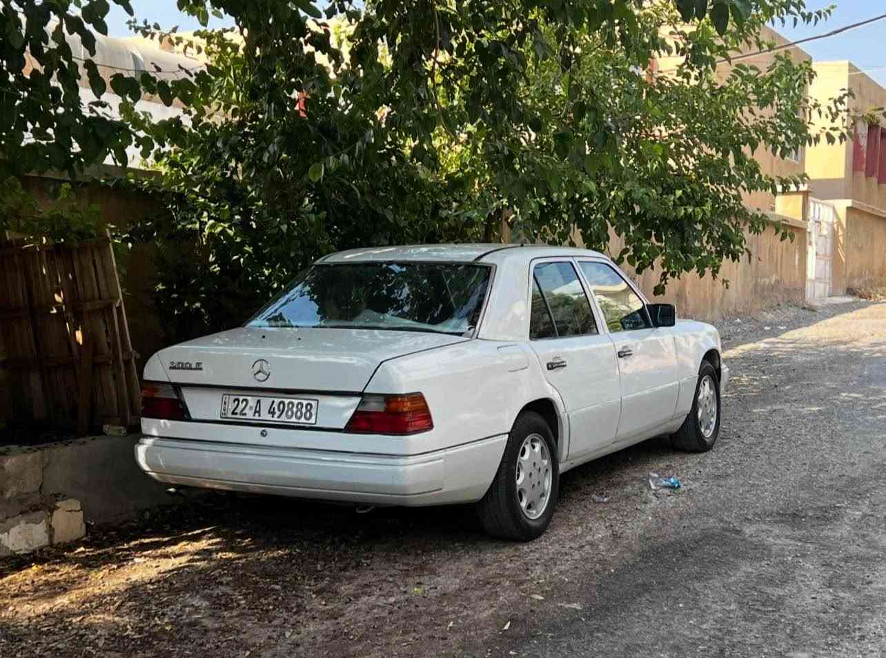 مارسیدس دب  ٣٠٠ مەسح
 مودیل ١٩٩٢ 
کیر و مەکینە vvt ٢.٥ ماشااللە ی ئەویت تەبرید و قوەت و ریکردنی
کیر مەکین بە شەرت جرکەی تیا نیە تەبرید لە جی خوی ئیشبیبکە بەشەرت 
هەمو گیانی لەسەر دەقی شەریکە مەسح و تاک فلجە 
 جوار جام کاربای گیج و کاربای تەنانەت سعات ناو کیج ئیشکات
رەقەم و سەنەوی تا ٢٠٣٢ تازەیە بە ناوی خومەوەیە 
تەحویل و وەکالە بە شەرت
سعری ٥٣    *********** السليمانية, العراق
