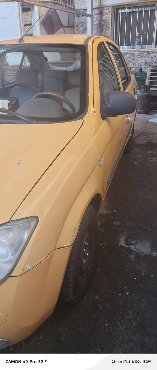 السلام عليكم
طيبه موديل ٢٠١٦ 
باسمي رقم انكليزي هزه جديده قبل شهر ورقم وسنويه 
مصفره هيئه وغرامه 
مكينه وكير مكفولات 
تايرات ٢ جديد امامي وباتري جديد 
دوشمه داخليه جديده 
صدر خلفي جديد كامل وامامي قبل فتره بدلته
سياره صارلهه ٣ سنوات عندي ما مشتغله تكسي مال بيت
سعرهه ٣٥ ورقه وبيهه مجال قليل كلش 
***********
