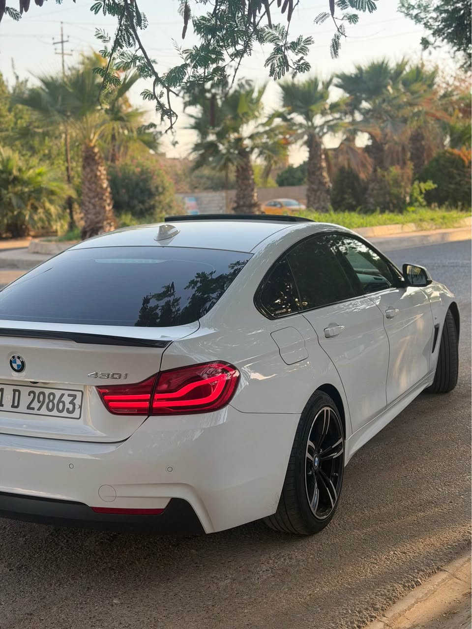 سلام وعليكم 
BMW 430i M 2018 شركة عروش 
كفاله عامه كلين بدون صبغ بدون تبديل حتى دعاميات بشرط فقط رصعه بسيطه سياره بلاد M محرك ٤ سلندر توين باور توربو سياره ماشي ٧٣ الف كيلو متر حقيقي سياره حيل نضيفه مال بيت محرك كير اكسل صدر برغي مامفتوح بيهه انطيهه شرط فحص وسعرهه ٢٢٥ وبيهه مجال للطيبين وخادم اني للتواصل *********** مكان السياره كركوك كركوك, العراق
