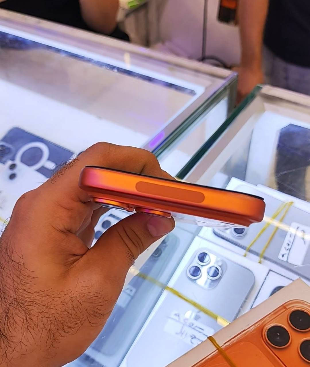 آيفون ١٧ برو ماكس • ٥١٢ جيجا • شاشة مبدلة
