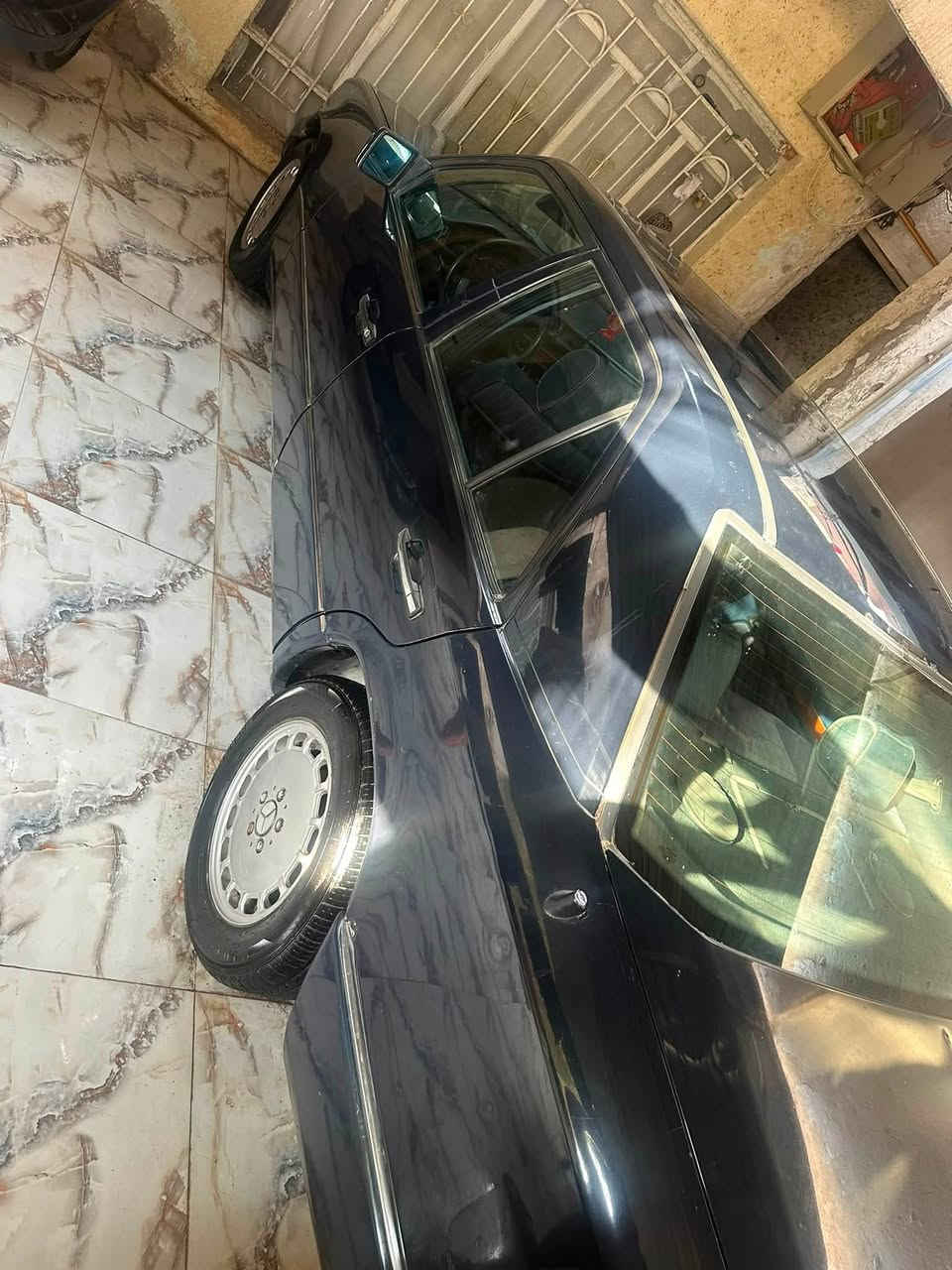 لسلام عليكم مارسيدس دب موديل 88 السيارة مكفولة من الصبغ والضربة مكينة 3000 VVT فتحة قماره رقمها بغداد مكانها الناصرية *********** السيارة ب اسمي سعرها 65 وبيها مجال
