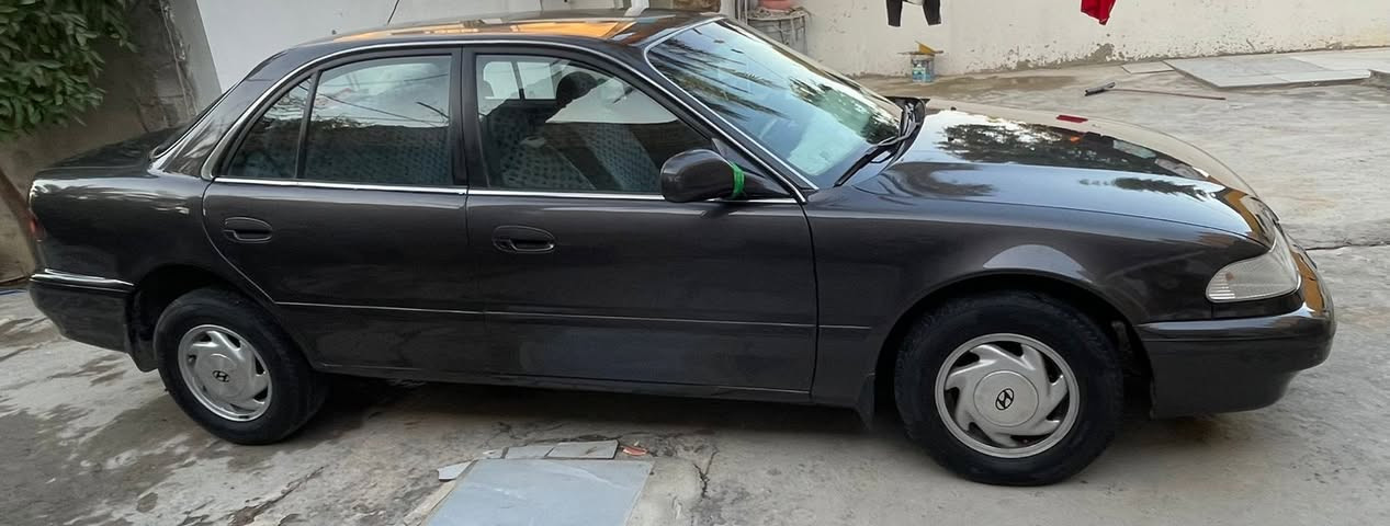 سياره البيع النواع سوناته  مديل ٩٣ مصبوغه عام تبريد شغال رقم بغداد سعر ٤٨ وبيه مجال حك جيه رقم اتصل ***********  بكان سياره بغداد الراشدية

