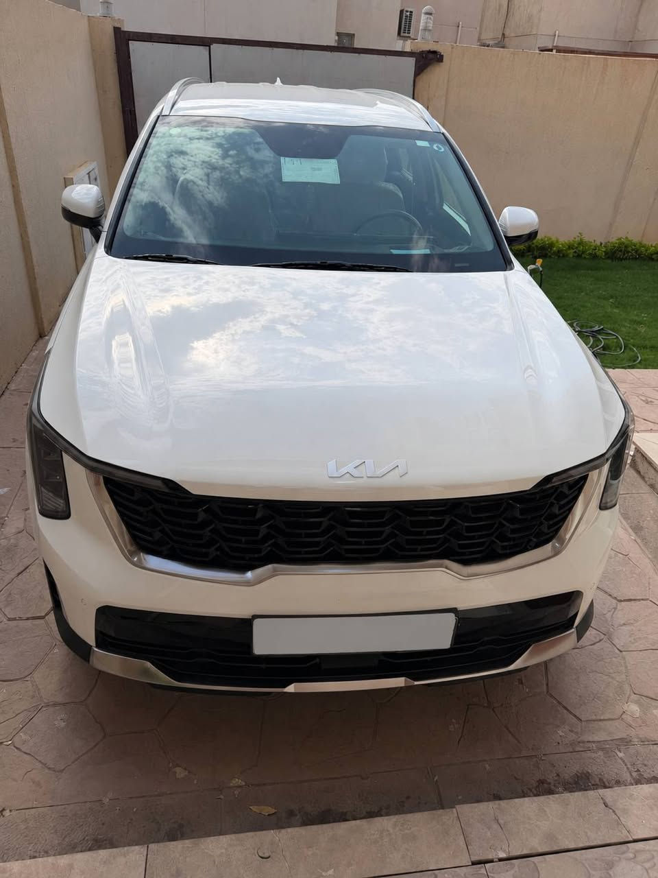 سورنتو ٢٠٢٥ • V6 3500cc • ماشي ١٠ الف