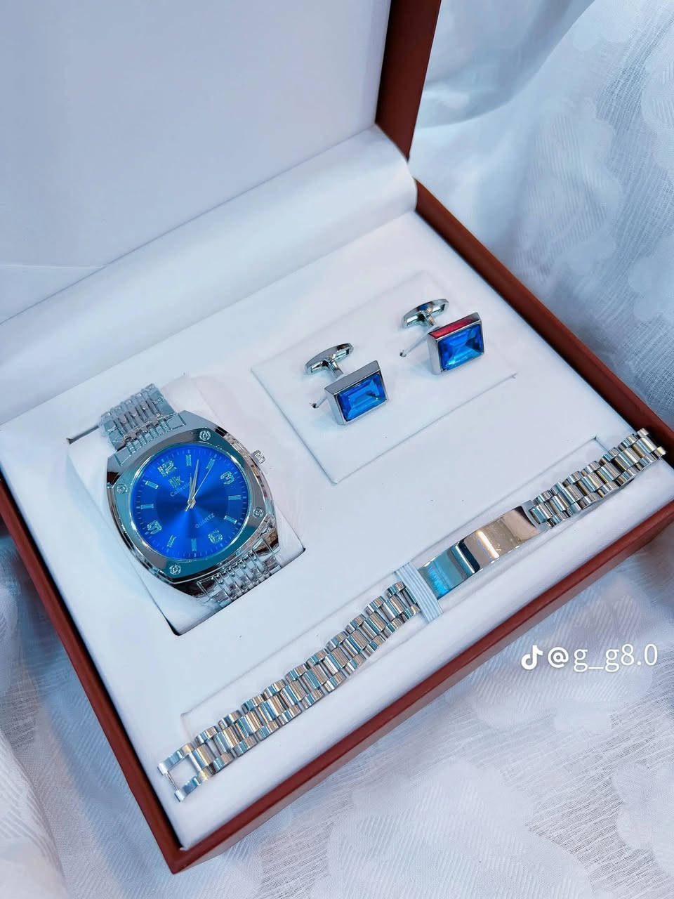 ساعات • نص بالصور • g_g8.0