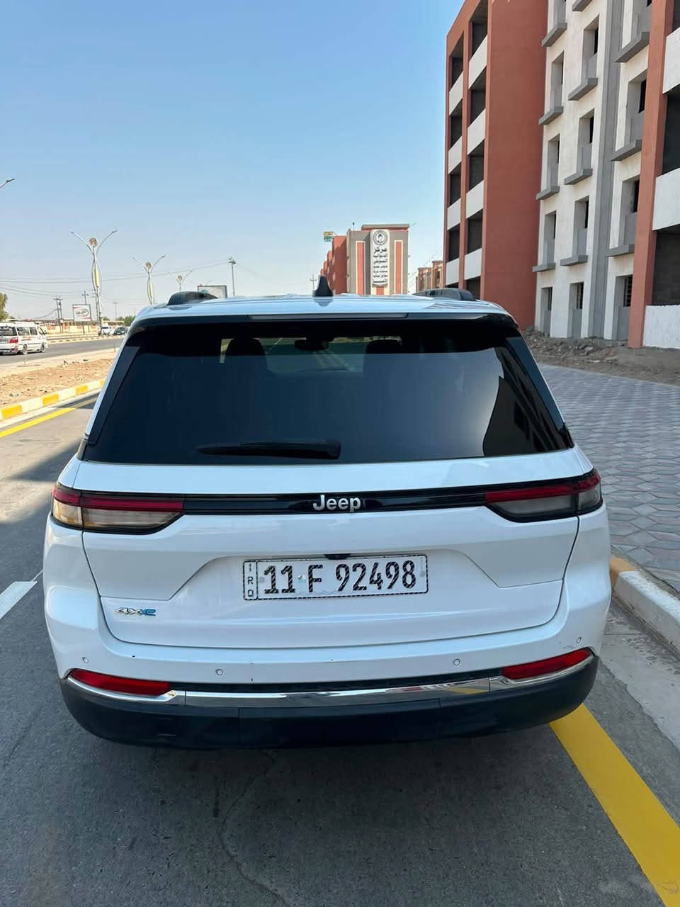بيع مستعجل 
السيارة كلش نظيفة وجوه سعرها بهواي 

السعر 265$  وبيها مجال بسيط
جيب كراند شيروكي ( 4xe هايبرد ) لمتدد
Jeep Grand cherokee  2024

رقم السيارة بغداد 

محرك : 2000 تيربو +هايبرد +كهرباء

ماشية : 37   الف ميل

حاله الايرباك : سليم 💯

المواصفات :

 

لمتدد 

١- بانوراما 

٢- بصمة تشغيل وابواب وتشغيل عن بعد

٣- صندوق كهرباء 

٤- مقاعد جلد + كهرباء + خزن ميموري

٥- تدفئة سترين + مقاعد

٦- خمسة راكب 

٧- رادار 360 درجة 

٨- تحديد مسار 

٩- حساسات خلفية 

١٠- تبريد قطعتين 

١١- خمس انضمة قيادة 

١٢- دفع رباعي. 

١٣- كير موس 

١٤- هاند بريك بصمه 

١٥- شفتات ستيرن 

١٦- لايتات لد 

١٧- هيترات في الكشن 

١٨- ستيرن كهرباء +فول تحكمات 

وبعد بيها هواي مواصفات 
السيارة كلش حلوة ونضيفه 

 

رقم الهاتف : ***********  واتساب واتصال 
العنوان الديوانية
