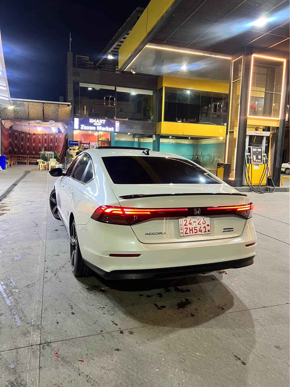 Honda accord hybrid  2024

       حجم المحرك : 2000  هايبرد

ضرر السياره : جملوغ ورا بدون دواخل
        
حالة اليرباك : بس واحد برده
المسافه المقطوعه : 100الف ميل

#مواصفات
• مكينه 2000
• شاشة كبيرة.
•فتحه
• كاميرا خلفية 3 انظمة
• كرسي كهرباء  
• رادار امامي
• مانع تصادم
• محدد مسار 
• تصحيح مسار
• شفتات بالستيرن
• مثبت سرعة
• مانع انزلاق
• دخول ذكي 
• إنارة ترحيبية
• هاندبريك كهرباء
•لايت عدسات زينون
• نظام اوتو لايت Auto
• لايت العالي زنون 
• حساسات مطر 
• حساسات دخول الإنفاق
• حساسات ضغط هواء الإطارات
• أوامر صوتية
• 3 أنظمة قيادة (eco, ev, sport)
• بلوتوث
• مدخل USB + AUX 

السعر : 178 وبيه مجال قليل

تفاصيل اكثر هذا رقمي ☎️
*********** 
مكاني دهوك دهوك, العراق
