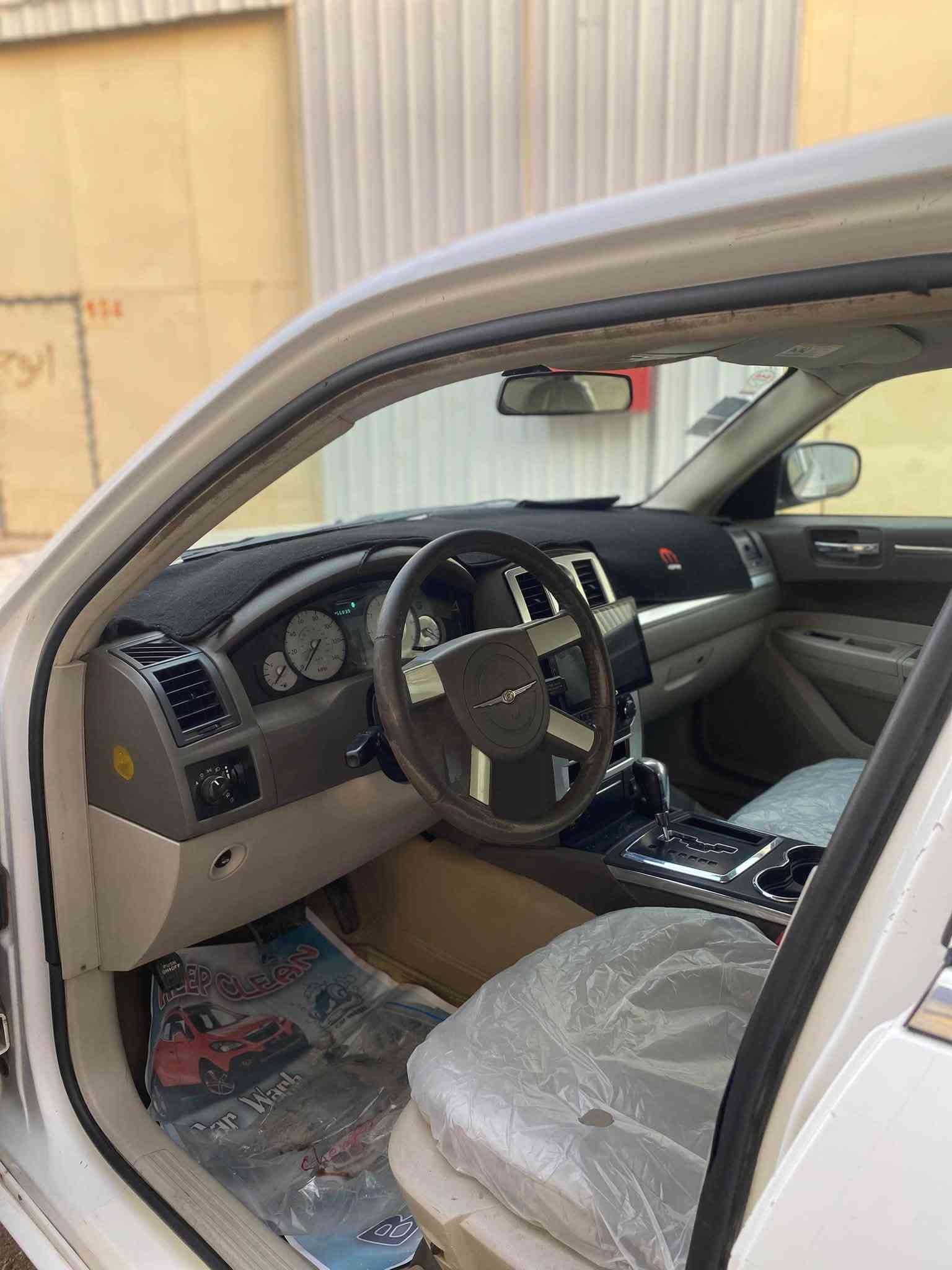 أبيض ثلجي • ٢٠١٠ • بغداد