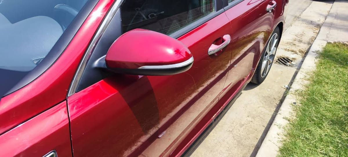 السلام عليكم
Kia Optima S 2019

وارد امريكي 

حادثها چاملغ السايق مصلح بدون ايرباگ

صور الحادث مرفقه

لون السياره ماروني

المواصفات 

1) كاميرا خلفيه

2) مكينه 2,400 GDI

3) شاشه كبيره Android Auto و Apple Car Play

4) رادار امامي و خلفي و جانبي

5) حساس خلفي 

6) تحديد مسار 

7) مثبت سرعه 

8) كشنات جلد و مخمل

9) كشن السائق كهرباء

10) تحكم بالستيرن

11) اشاير بالمري

12) نقطه عمياء

13) لد امامي و خلفي

14) حساس اطارات

15) ثلاث وضعيات قياده ايكو و عادي و سبورت

رقمها بغداد

السياره ماشيه 77 الف ميل قابل للزياده 

السعر  اكتب رقم 1 

للتواصل وتساب ***********
