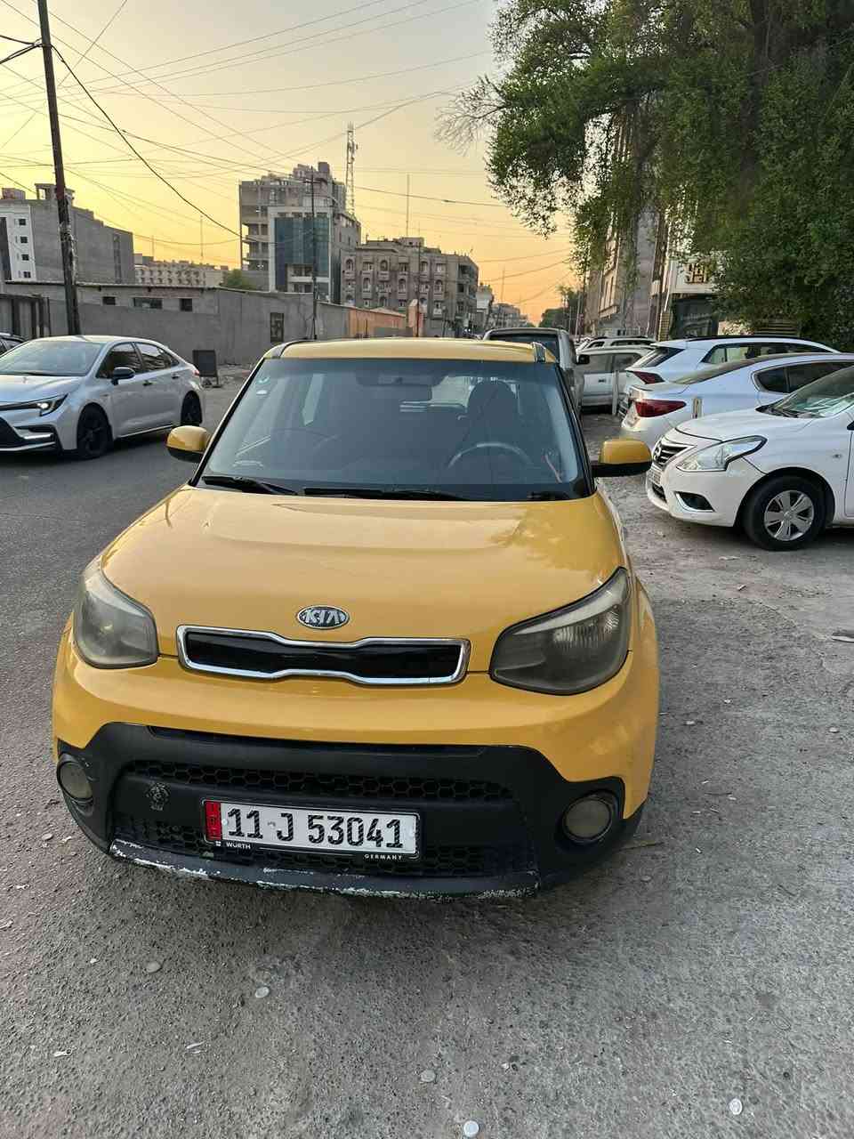 كيه صول 14 مكيه جدي اي  سياره جديده ليبل واحد بس بنيد مبل  نفس لون شركه. تبريد ثلج صدرجديد سياره جديده  فول بغداد السعر 90&ورقه.   ***********
