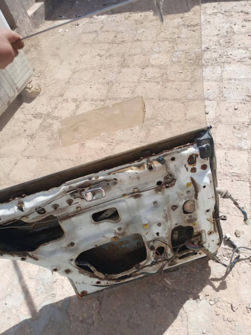 سلام عليكم غراض هارتوب الطويل بيبان 4 وجاملخات 2 نعون نجف الاشرف توصيل ماكو الرقم *********** بس واساب بشتغل
