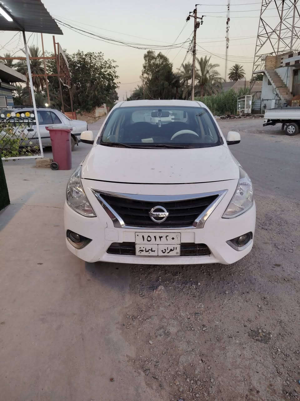 سلام عليكم شباب هاي سني موديل 20 بيه جاملغ صبغ وضربه بل صندوك ضربه بصيطه ماشيه 200 كير وكينه مكفولات السعر 95 ورقه وبيه مجال ***********
