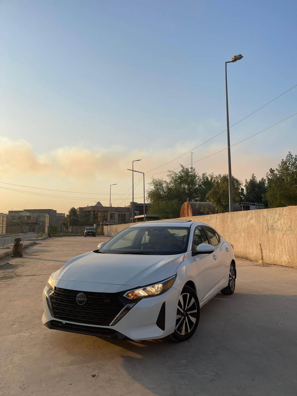 𝐍𝐈𝐒𝐒𝐀𝐍 𝐒𝐄𝐍𝐓𝐑𝐀-𝐒V 𝐏𝐋𝐔𝐒  2025
نيسان سنترا SV PLUS) موديل 2025 فول فول 

اللون :  ابيض ثلجي

عداد المسافة : 3 آلاف mi فقط

يعني زيرو

حجم المحرك : 2.0L ( 4 سلندر )

المواصفات : 𝐒V𝐏𝐋𝐔𝐒

فتحە سقف سلايت

ابــــواب بصمة

بصمة تشـــغيـــل

تشـــغيـــل عـــن بعد

شـــاشـــة كبير لـــمس

كــــامــــيرات محيطيه

اربع كامرات

اوتو ستارت (𝐀𝐔𝐓𝐎 𝐒𝐓𝐀𝐑𝐓)

اوتو ستوب (𝐀𝐔𝐓𝐎 𝐒𝐓𝐎𝐏)

رادار امامي (تحديد مسار)

رادار جانبي (نقاط عمياء)

رادار خلفي (التحذير من الاصطدام)

حساسات امامي

حساسات جانبي

حساسات خلفي

نظام (𝐄𝐂𝐎)

نظام (𝐍𝐎𝐑𝐌𝐀𝐋)

نظام (𝐒𝐏𝐎𝐑𝐓)

كشنات هيتر

تحكمات استيرن

استيرن هيتر

لايتات 𝐋𝐄𝐃 ليد عدسة زينون بيلادي

بكلايتات 𝐋𝐄𝐃 ليد بيلادي

ويــــل كــــروم

رقم الشاصي 3N1ab8cvxsy420185

تفاصيل اكثر الاتصال علی 

السعر 148$ وبيها مجال

مكان السياره واسط الزبيدية 

***********
