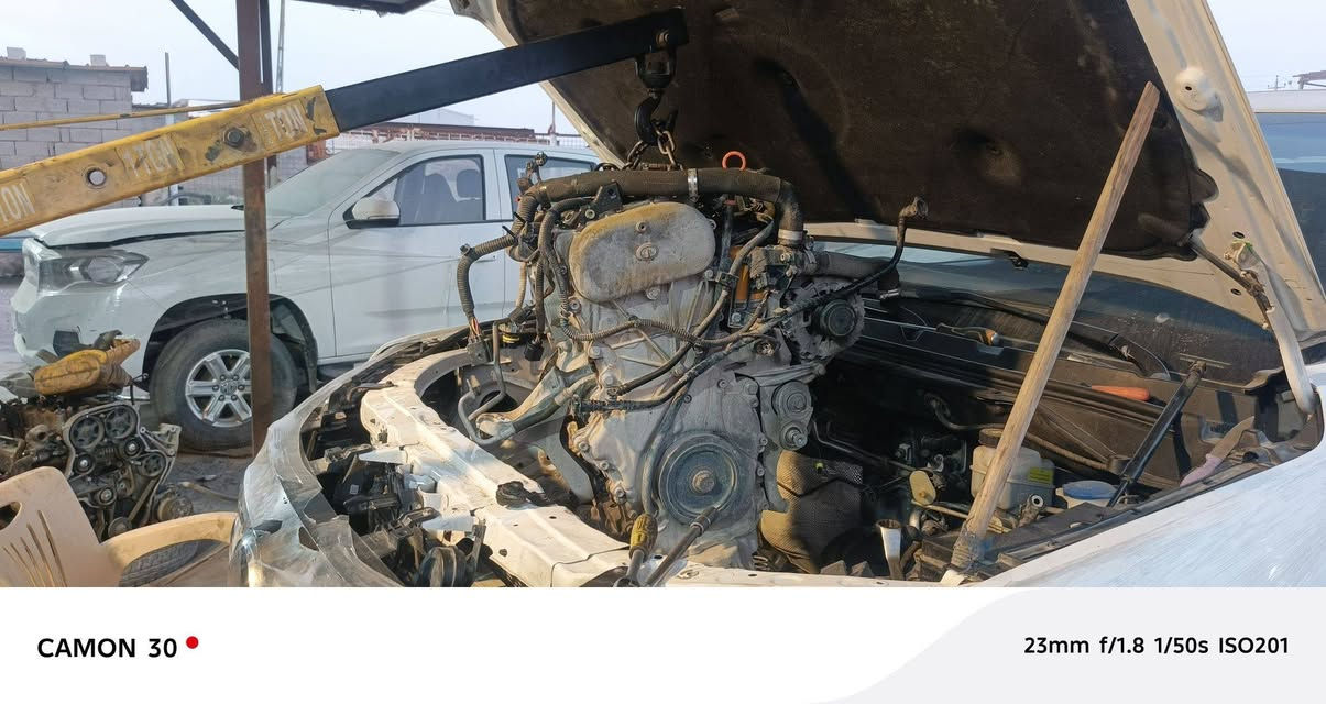 تجفيف باور بانزين كاسرة بساتم بسبب البانزين العادي
البصرة ابي الخصيب العوجة كراج الانوار ***********

نص مكتوب في الصور:
- CAMON 30 23mm f/1.8 1/100s ISO243
- CAMON 30 23mm f/1.8 1/50s ISO201