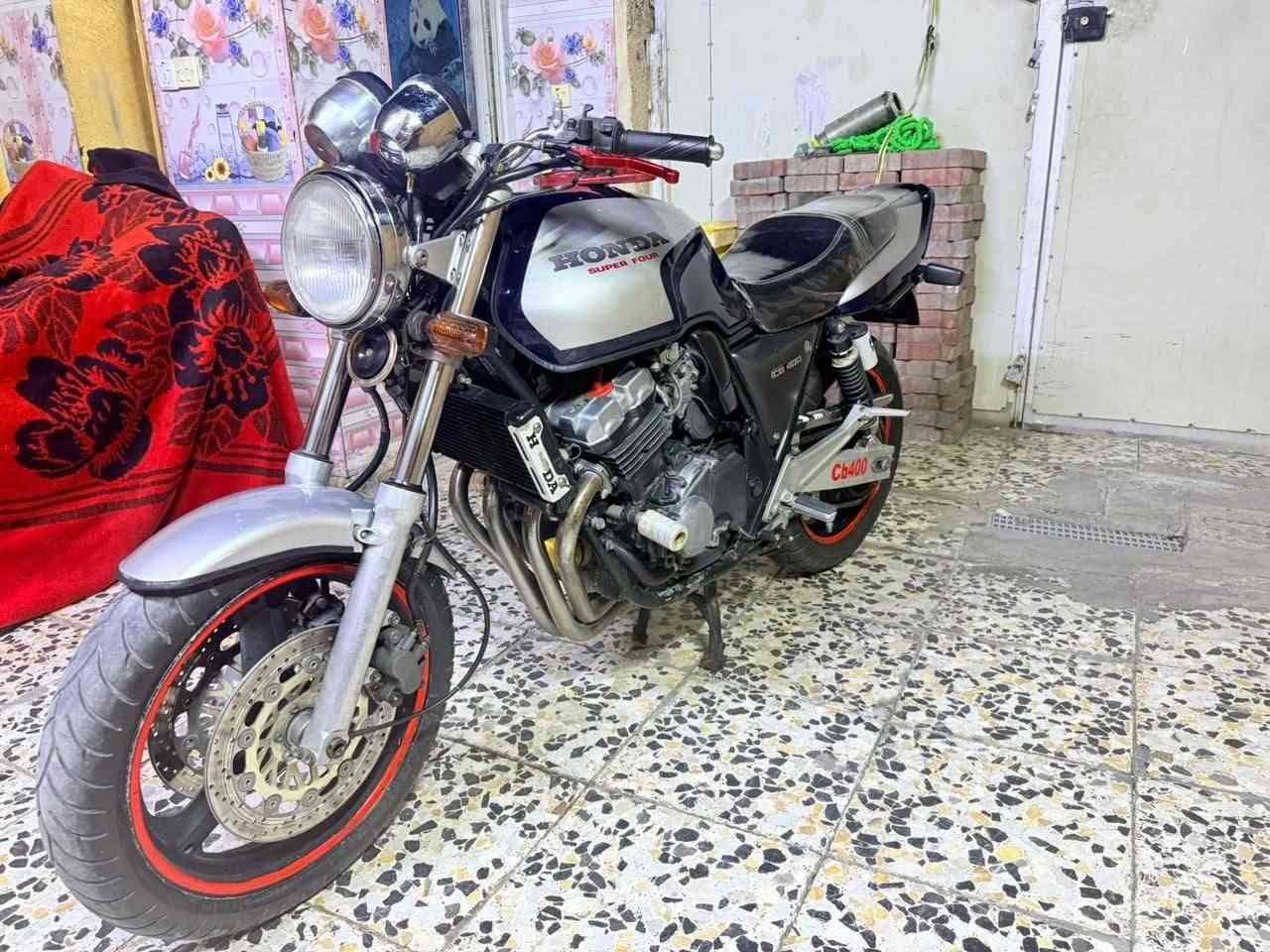 سلام عليكم
دراجه سي بي 4 400 جيل اول ١٦ ولف دراجه خير من الله شلعه معدل فول كير مكينه خير من الله دراجه مابيه نقص كله بلاديه نكره سلف بكل وقت تخم تاير جديد أوراقه كامله سعره (14)$اونص_بيه مجال بسيط حك الجيه الشراي يتصل مكاني بغداد *********** مامتواجد ع الفيس
