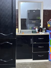 غراض غرفه • مستعمل • قابل للتفاوض