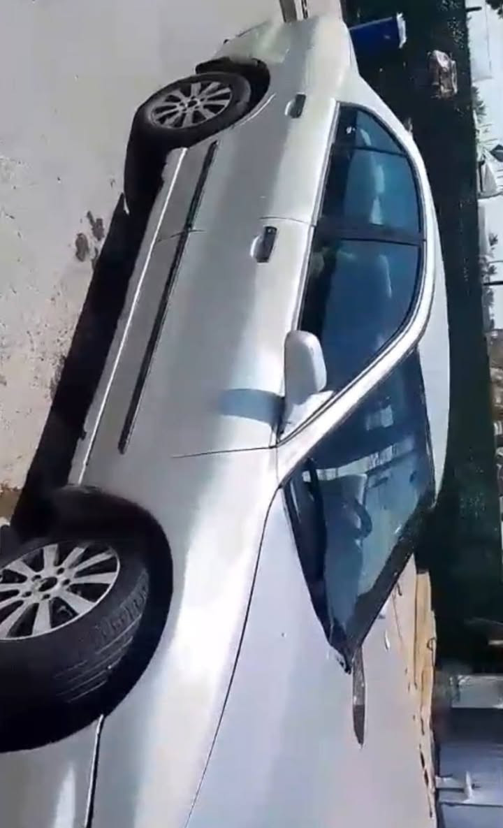 متسوبيشي كالنت • ٢٠٠٠ • جانب الكرخ
